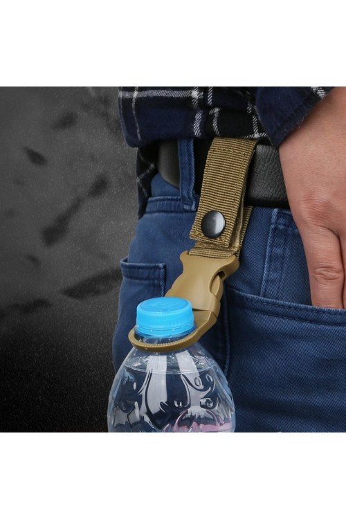 Turystyczny uchwyt na butelkę